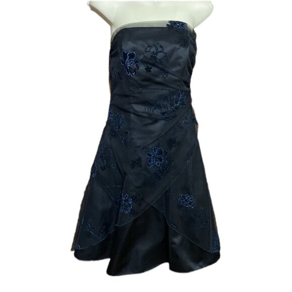 Onyx Nite Strapless Formal Dress Black Size 6 - Picture 10 of 14